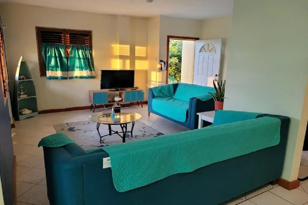 Apartment Choc Beach Amazing 1Bedroom Castries